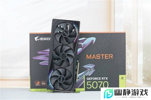 技嘉RTX 5070 MASTER显卡图赏：硬朗风范，GDDR7显存技术带来全新体验！