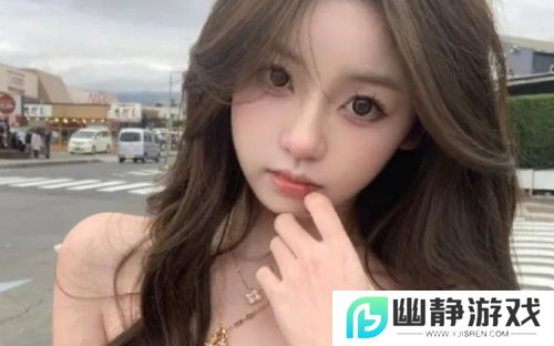 王校长官宣新女朋友，21岁设计师身材绝佳，二人外出互动太甜蜜