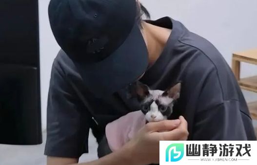 演员成果公司发道歉声明，目前已接管其微博，因控诉好友恋情引热议